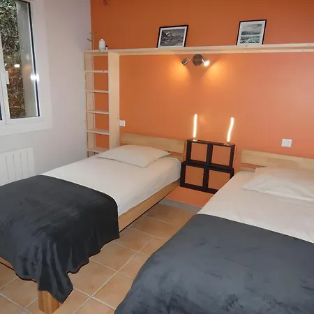 Casa vacanze L'oustal De 2 *